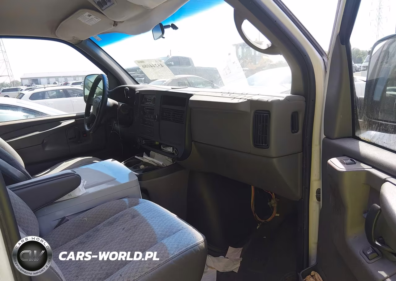 2006 Chevrolet Express Upfitter VIN:1GBFG15T161216977 - 5