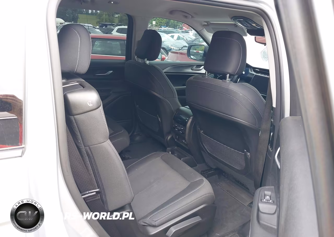2024 Jeep Grand Cherokee L Laredo 4X4 VIN:1C4RJKAG2R8919959 - 8