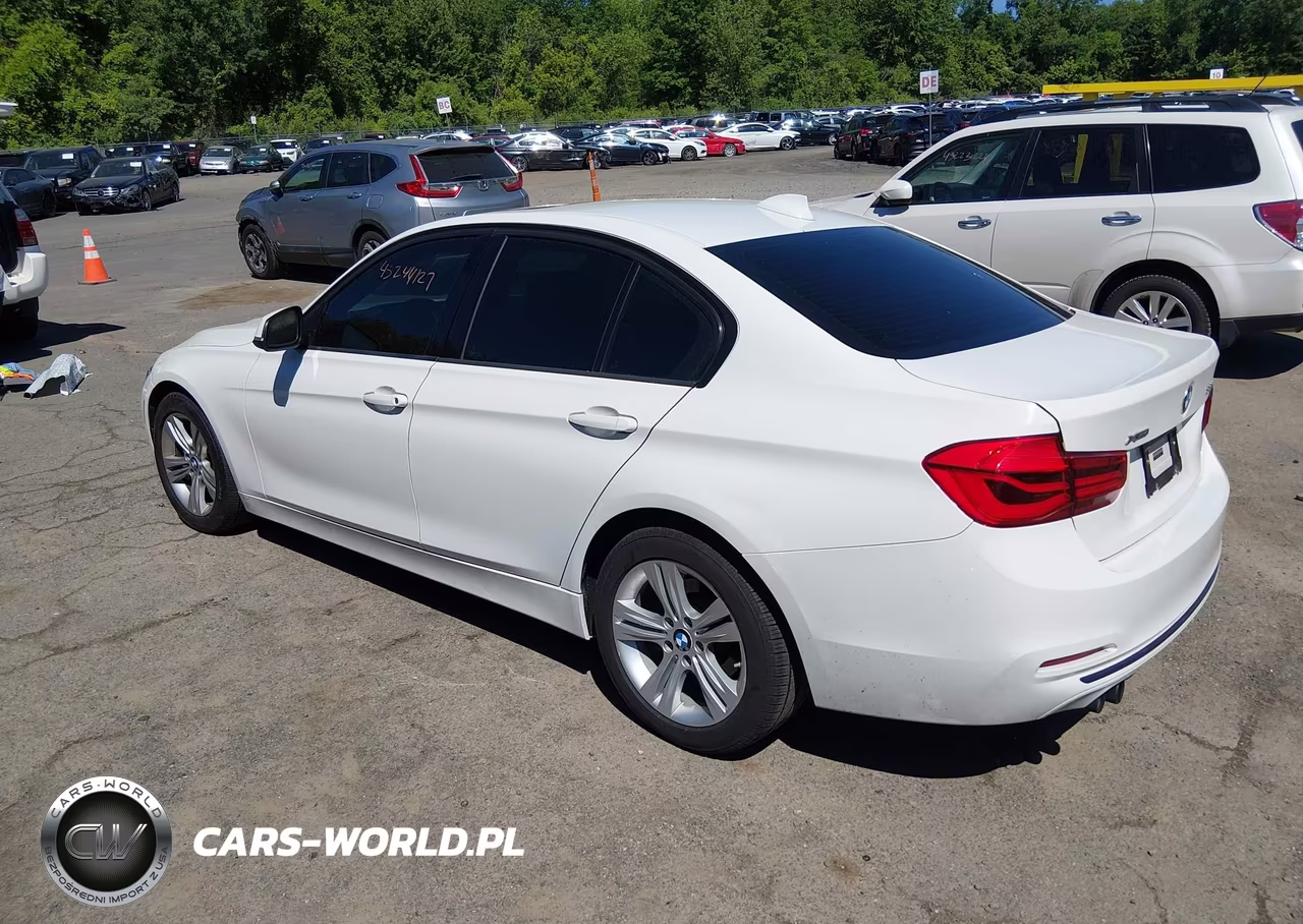 2016 BMW 328I xDrive VIN:WBA8E3G59GNU03489 - 3