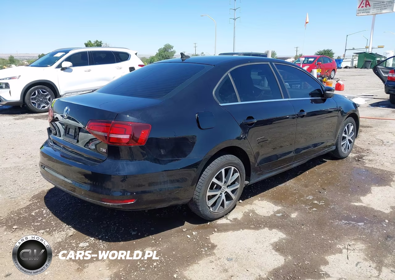 2017 Volkswagen Jetta 1.4T Se VIN:3VWDB7AJ3HM252293 - 4