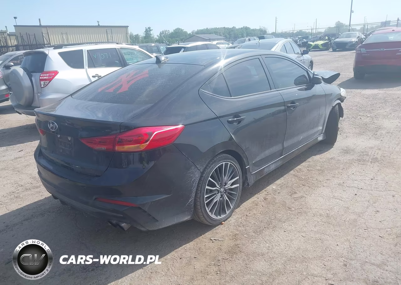 2018 Hyundai Elantra Sport VIN:KMHD04LB5JU519038 - 4