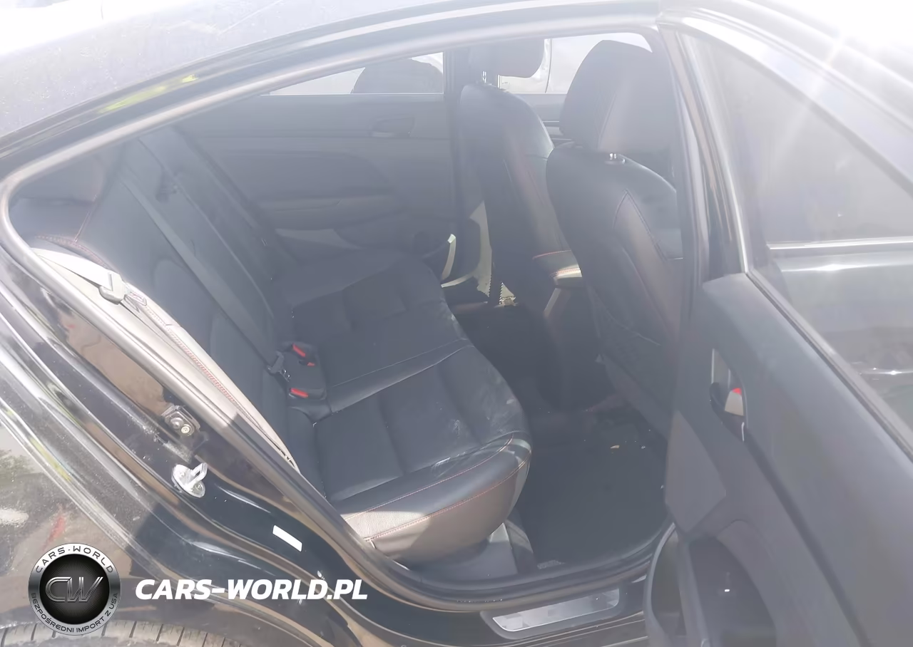 2018 Hyundai Elantra Sport VIN:KMHD04LB5JU519038 - 8