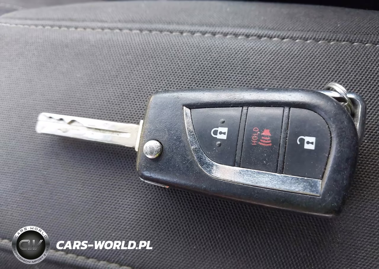 2016 Scion Im VIN:JTNKARJEXGJ505936 - 11