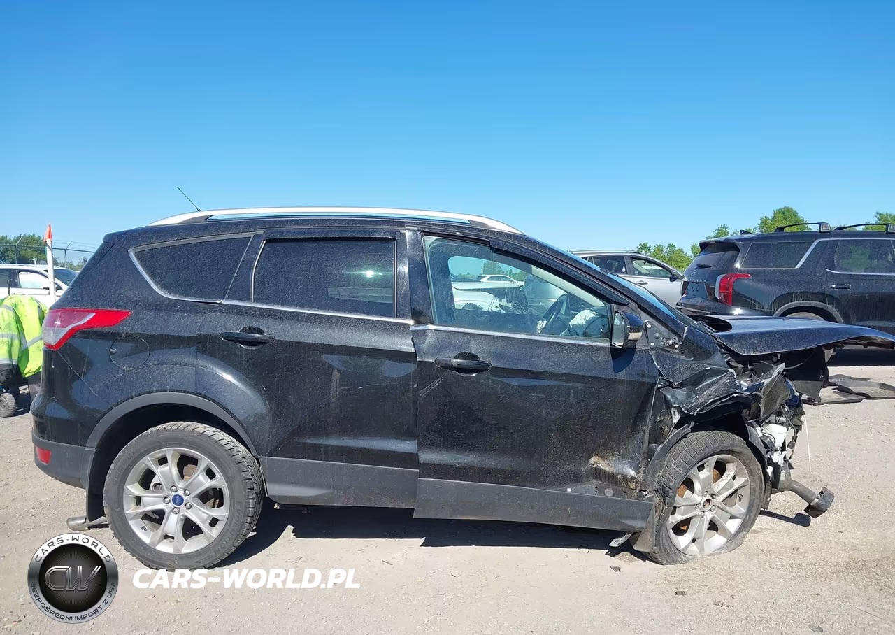 2015 Ford Escape Titanium VIN:1FMCU9JX2FUA02430 - 14