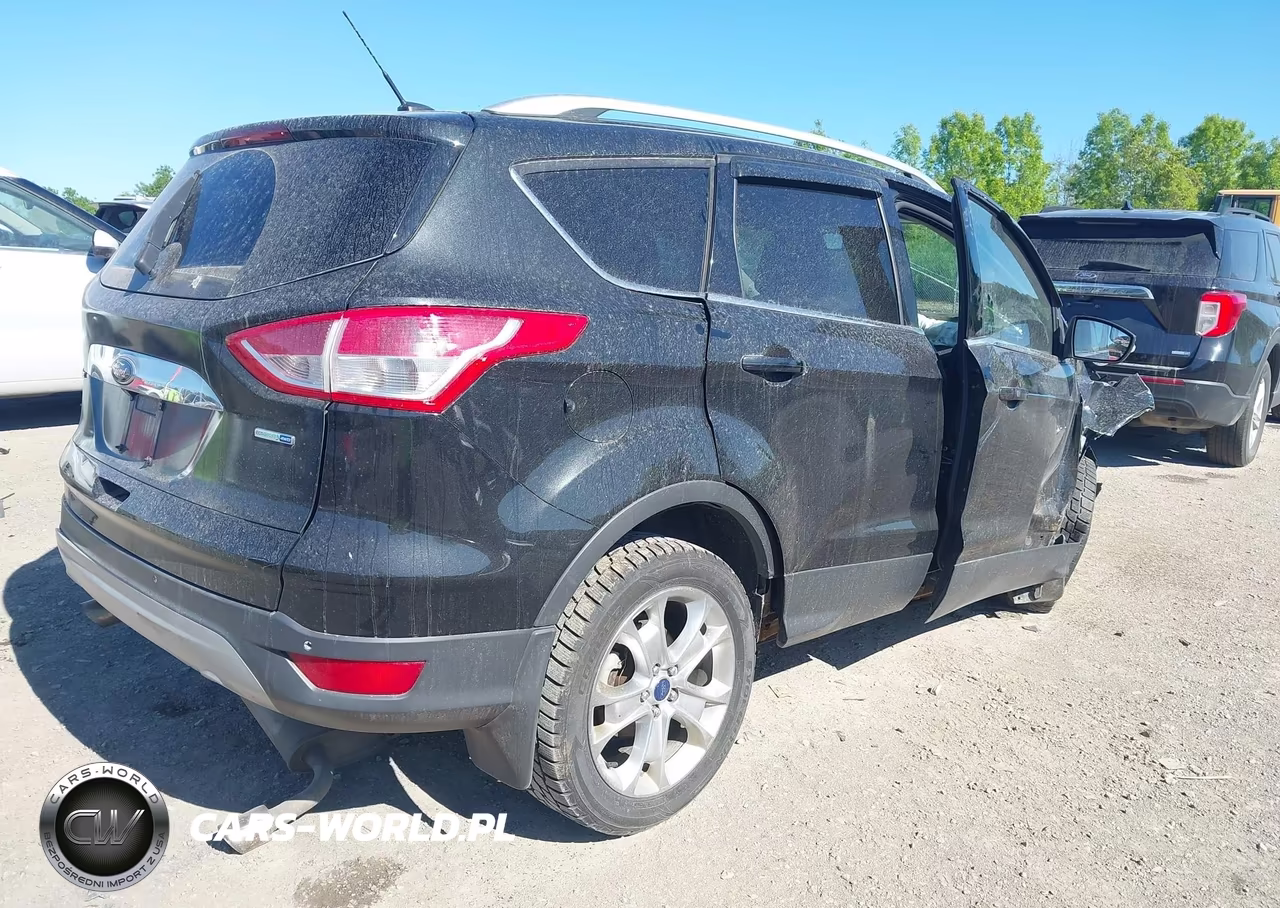 2015 Ford Escape Titanium VIN:1FMCU9JX2FUA02430 - 4