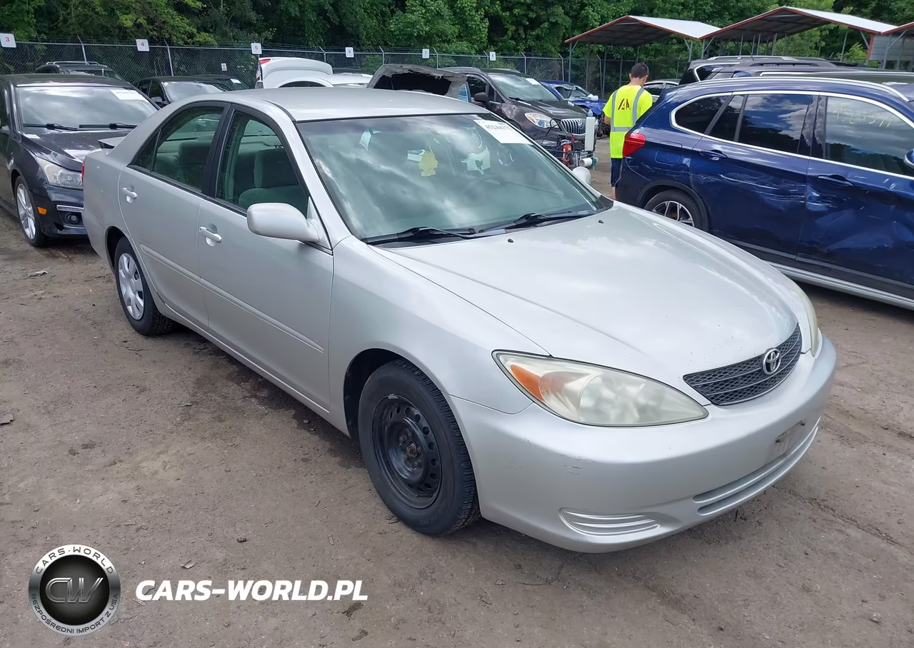 2002 Toyota Camry Le – zdjęcie 1 z 14