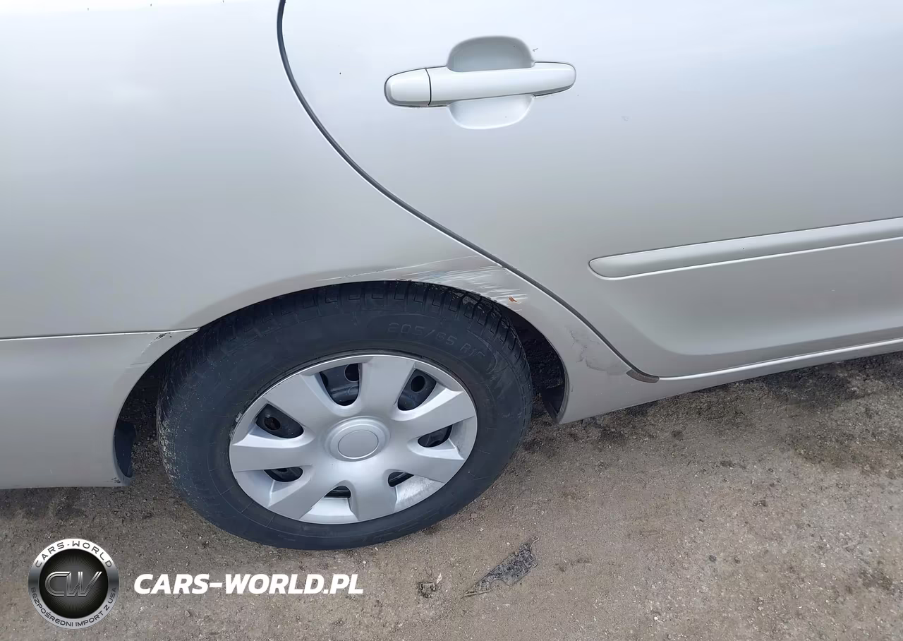 2002 Toyota Camry Le VIN:4T1BE32K72U113560 - 6