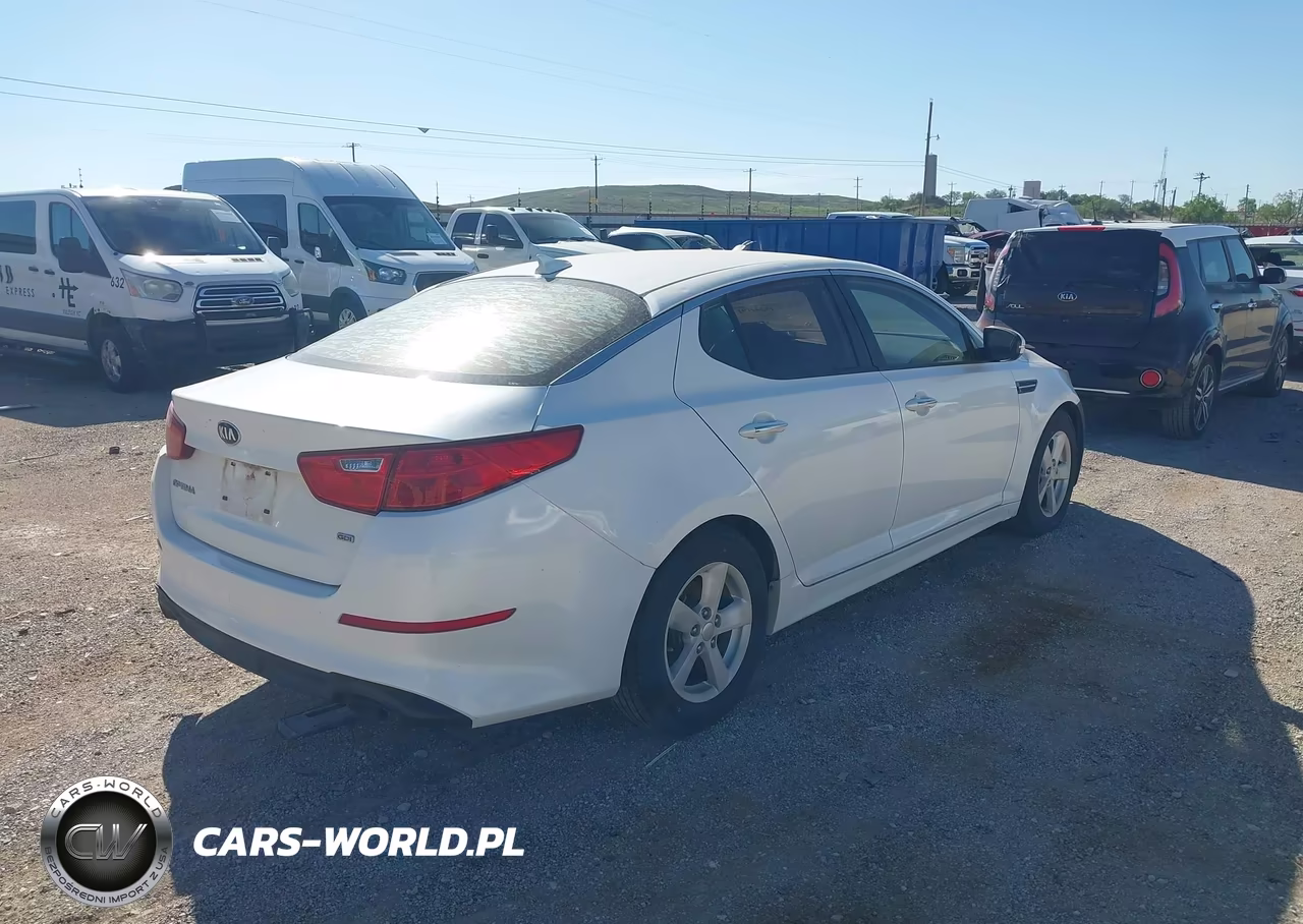 2015 Kia Optima Lx VIN:KNAGM4A78F5647440 - 4