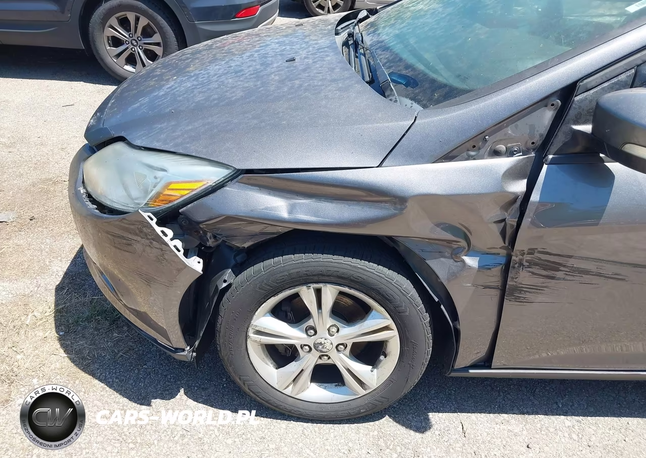 2013 Ford Focus Se VIN:1FADP3F27DL351019 - 6