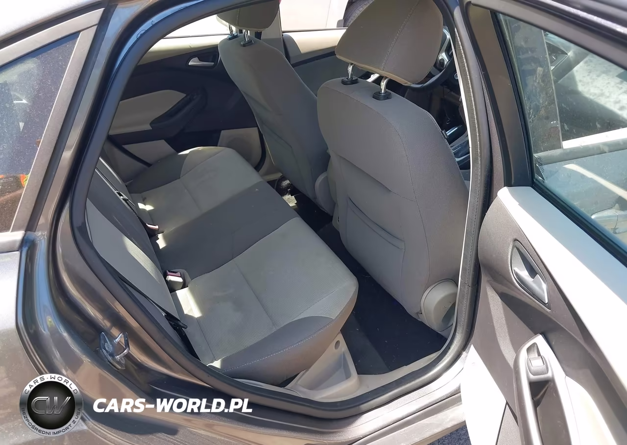 2013 Ford Focus Se VIN:1FADP3F27DL351019 - 8