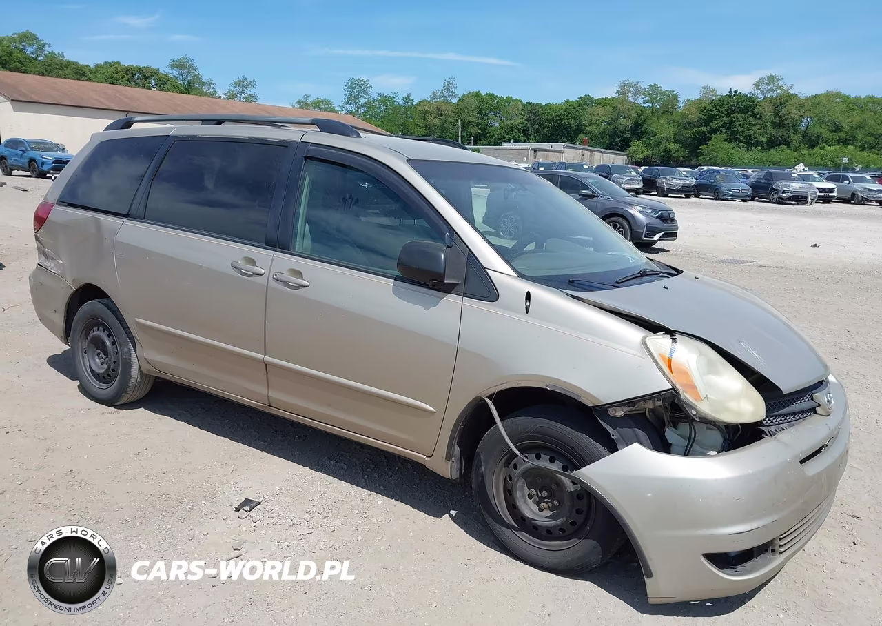 2005 Toyota Sienna Le