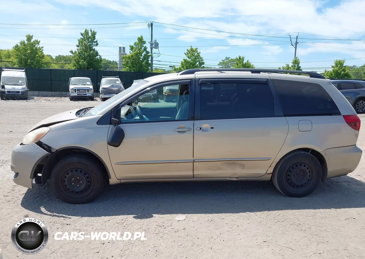 2005 Toyota Sienna Le VIN:5TDZA23CX5S364632 - 13