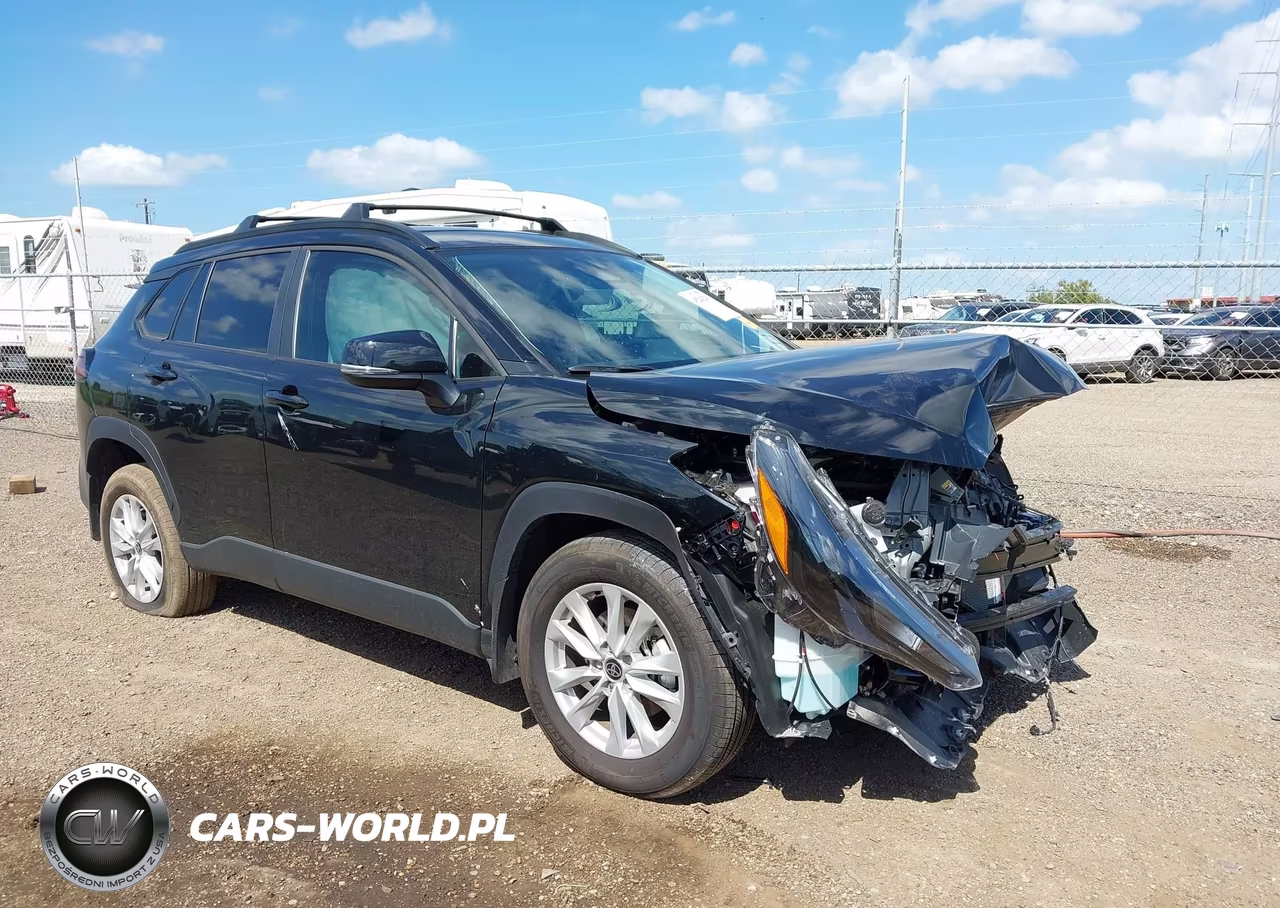 2026 Toyota Corolla Cross Le – zdjęcie 1 z 17