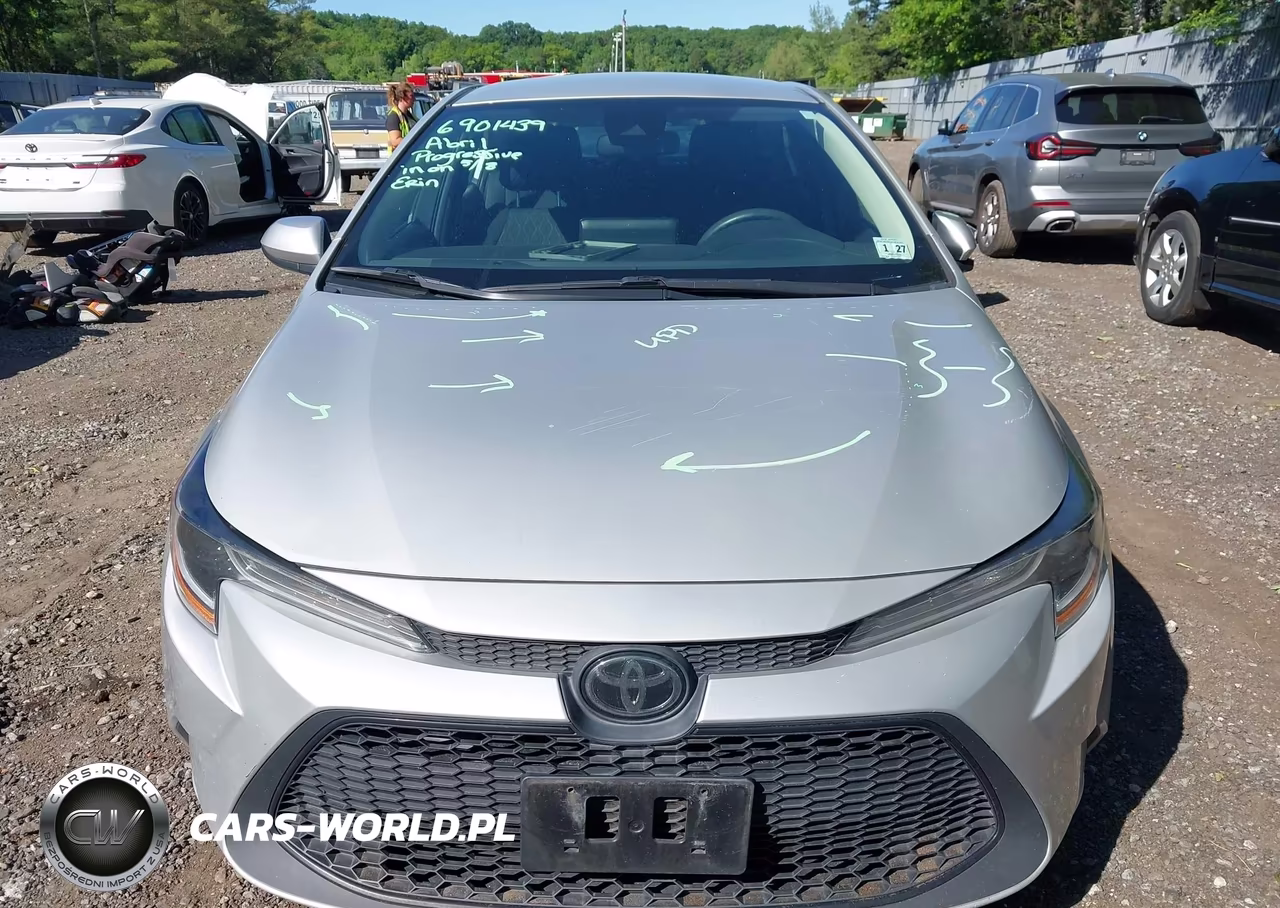 2022 Toyota Corolla Le VIN:5YFEPMAE3NP299547 - 12