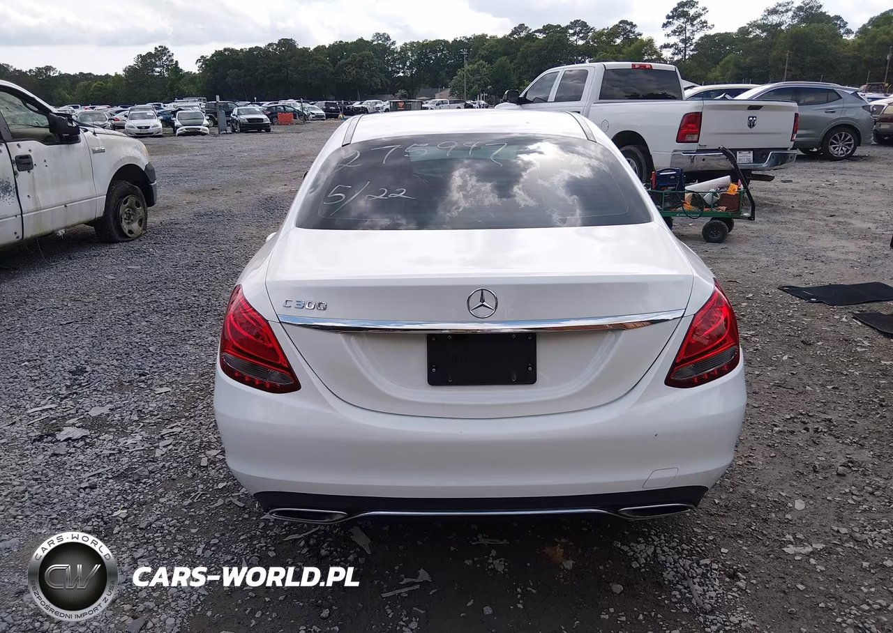 2018 Mercedes-Benz C 300 VIN:55SWF4JB7JU275947 - 17