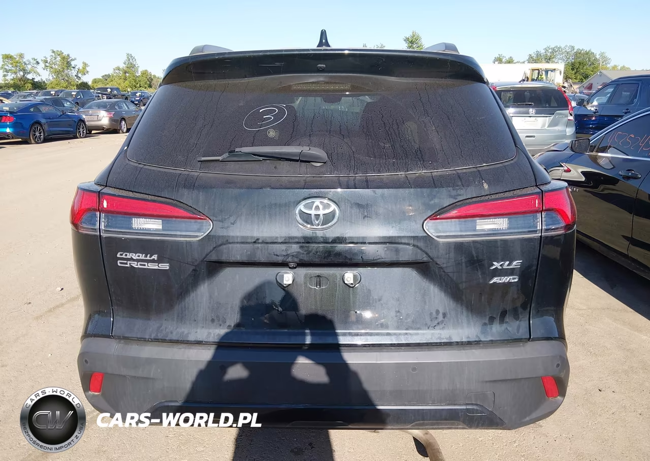 2022 Toyota Corolla Cross Xle VIN:7MUEAABG6NV011145 - 15