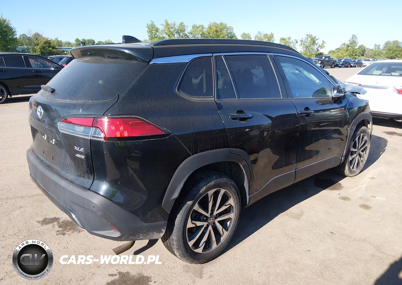 2022 Toyota Corolla Cross Xle VIN:7MUEAABG6NV011145 - 4