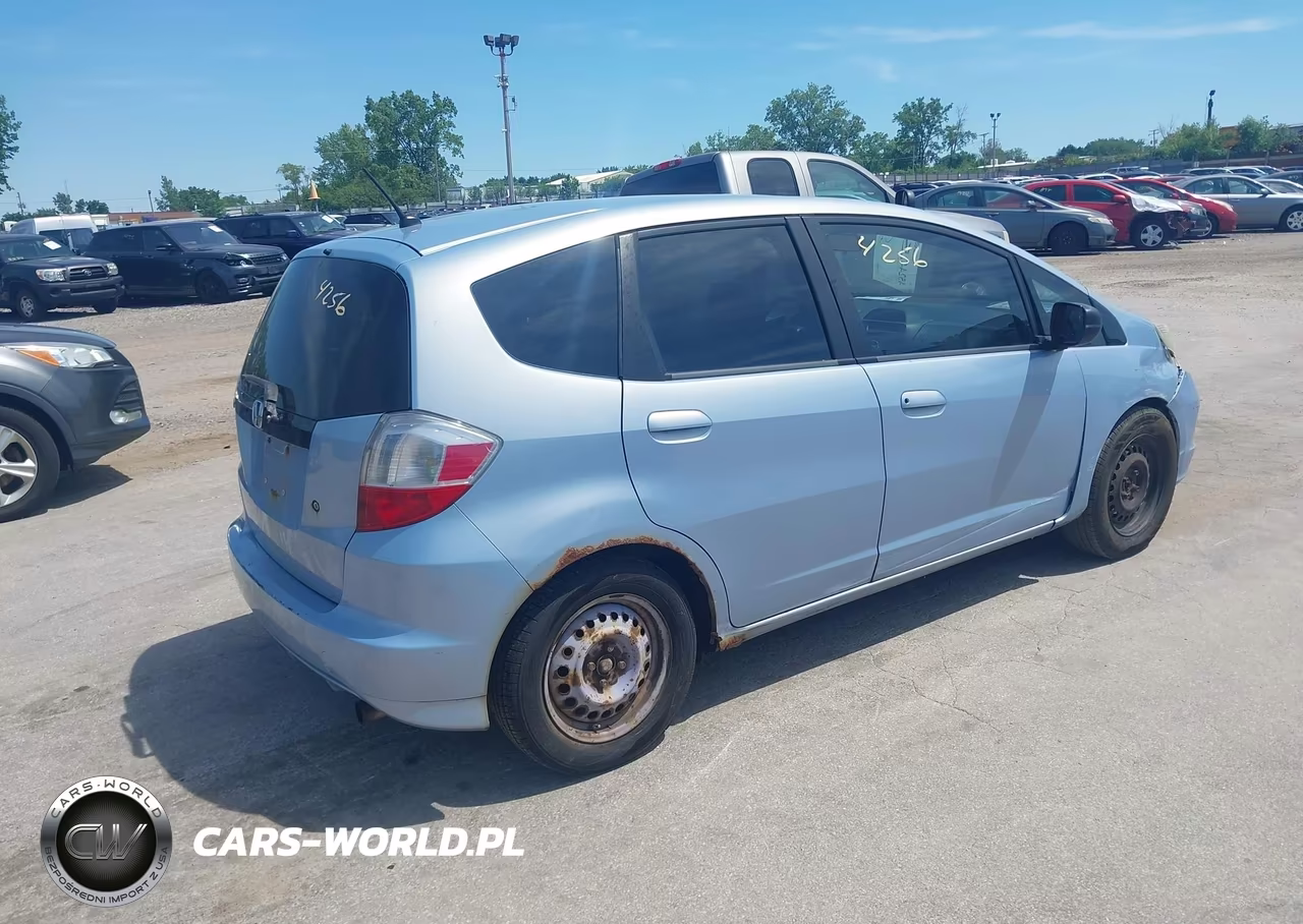 2009 Honda Fit VIN:JHMGE88249S060576 - 4
