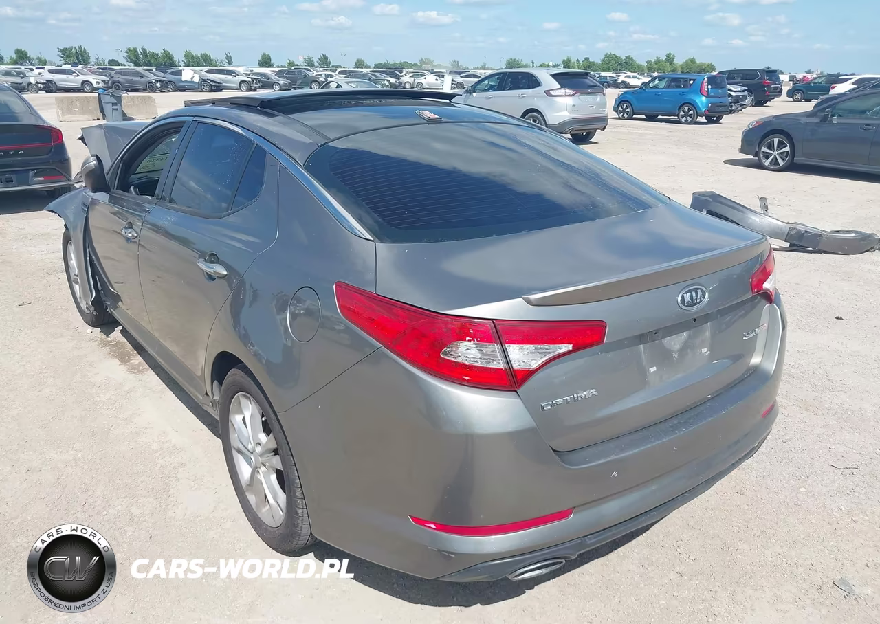2012 Kia Optima Sx VIN:5XXGR4A69CG047044 - 3