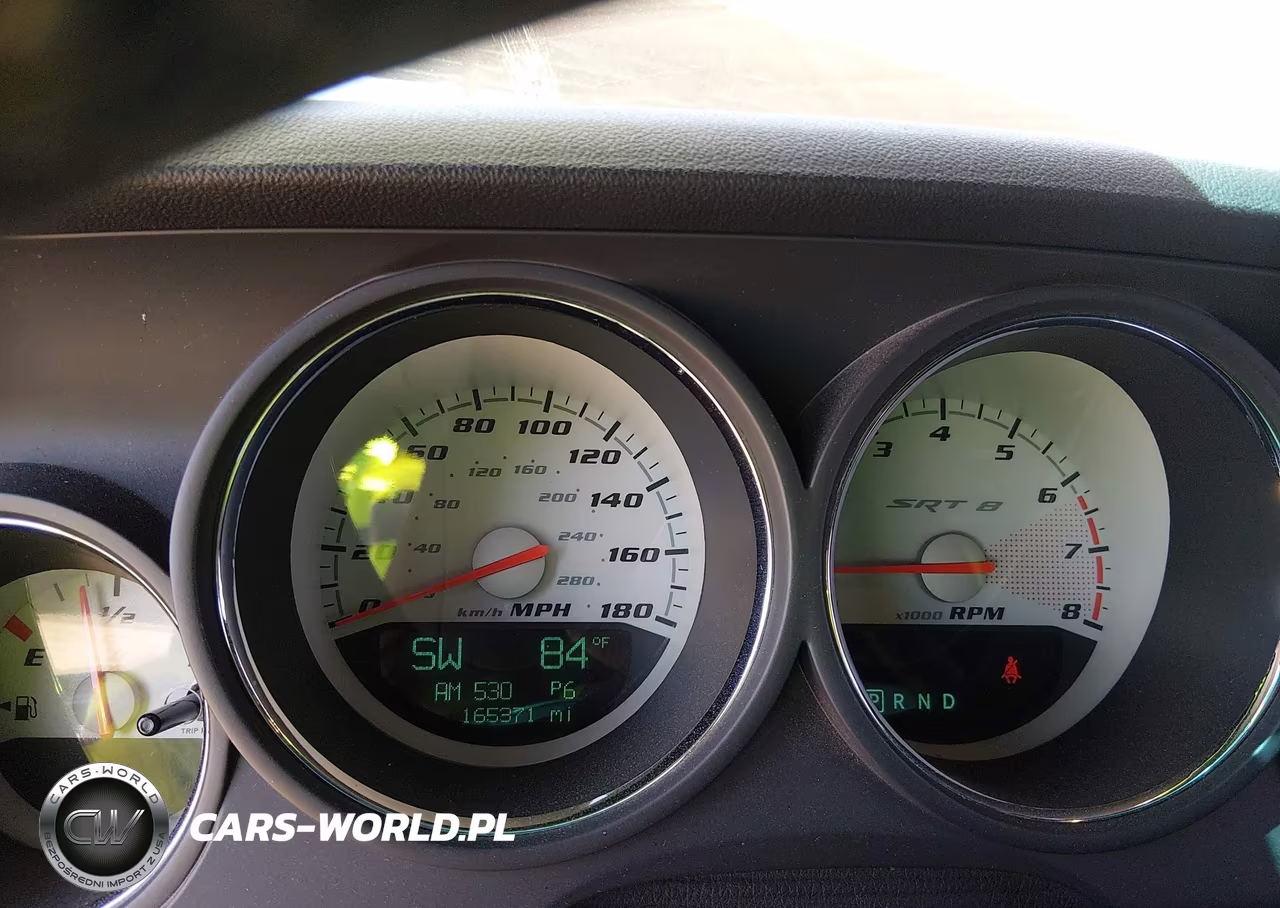 2008 Dodge Challenger Srt8 VIN:2B3LJ74W08H300681 - 7
