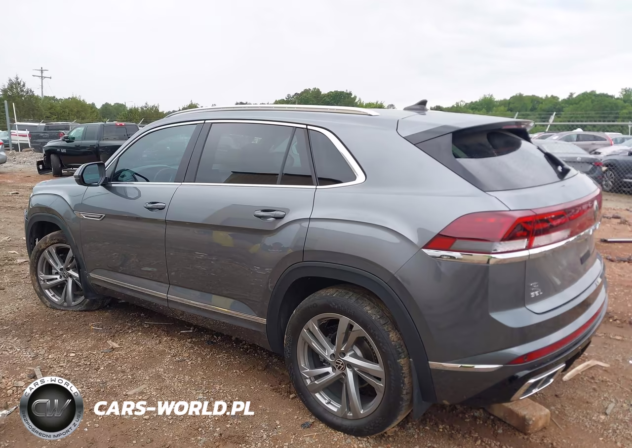 2024 Volkswagen Atlas Cross Sport 2.0T Sel R-Line VIN:1V2AE2CA0RC215412 - 3