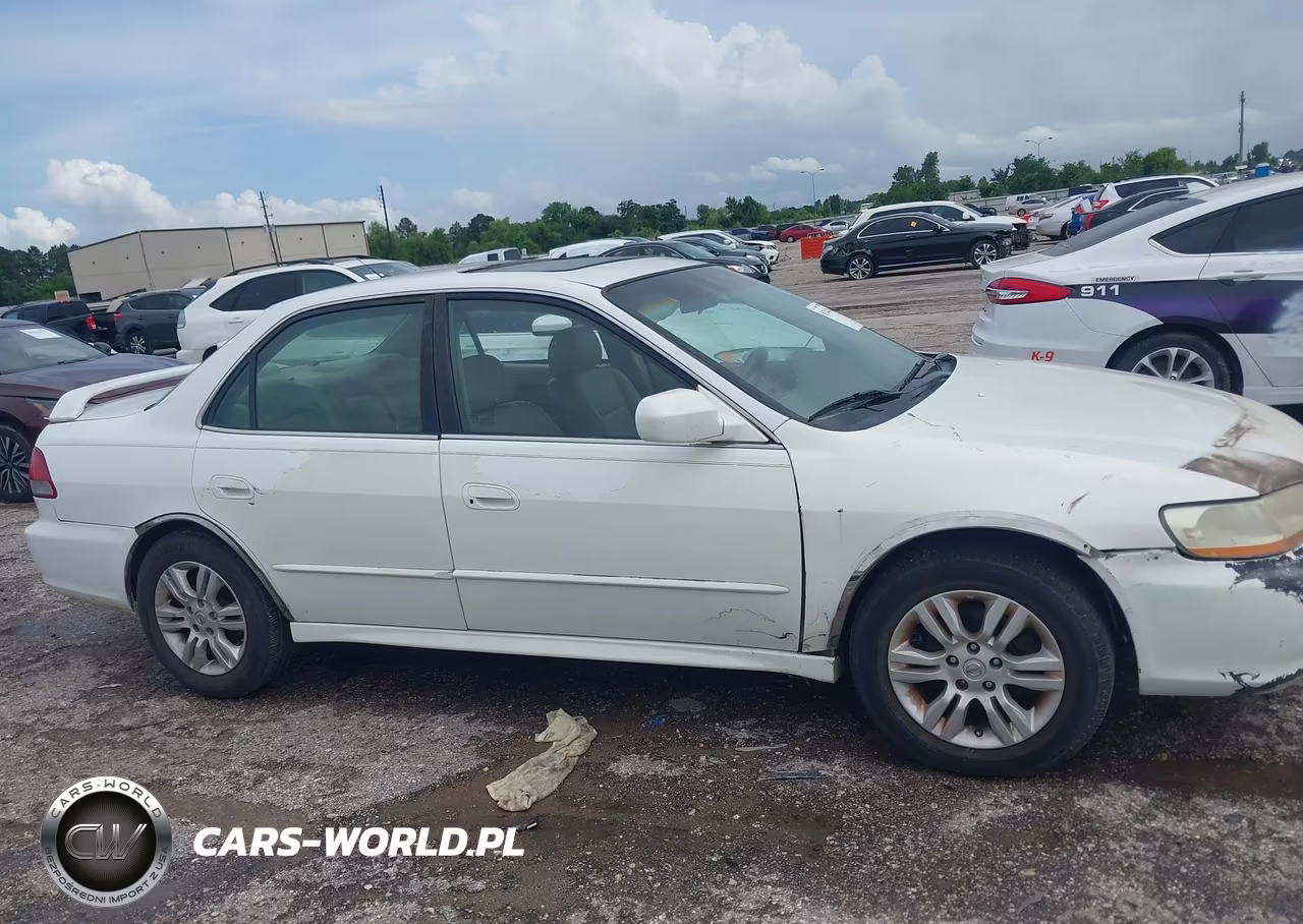 2002 Honda Accord 3.0 Ex VIN:1HGCG16502A043043 - 13