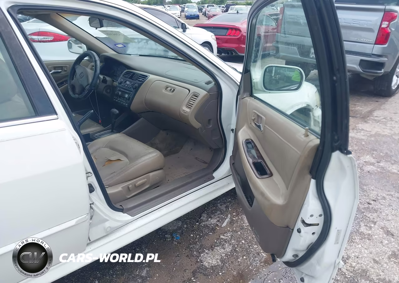 2002 Honda Accord 3.0 Ex VIN:1HGCG16502A043043 - 5