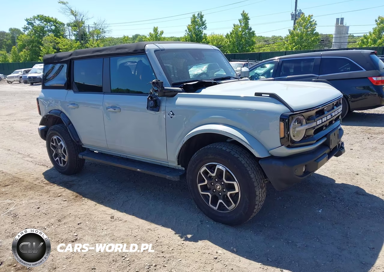 2022 Ford Bronco Outer Banks – zdjęcie 1 z 17