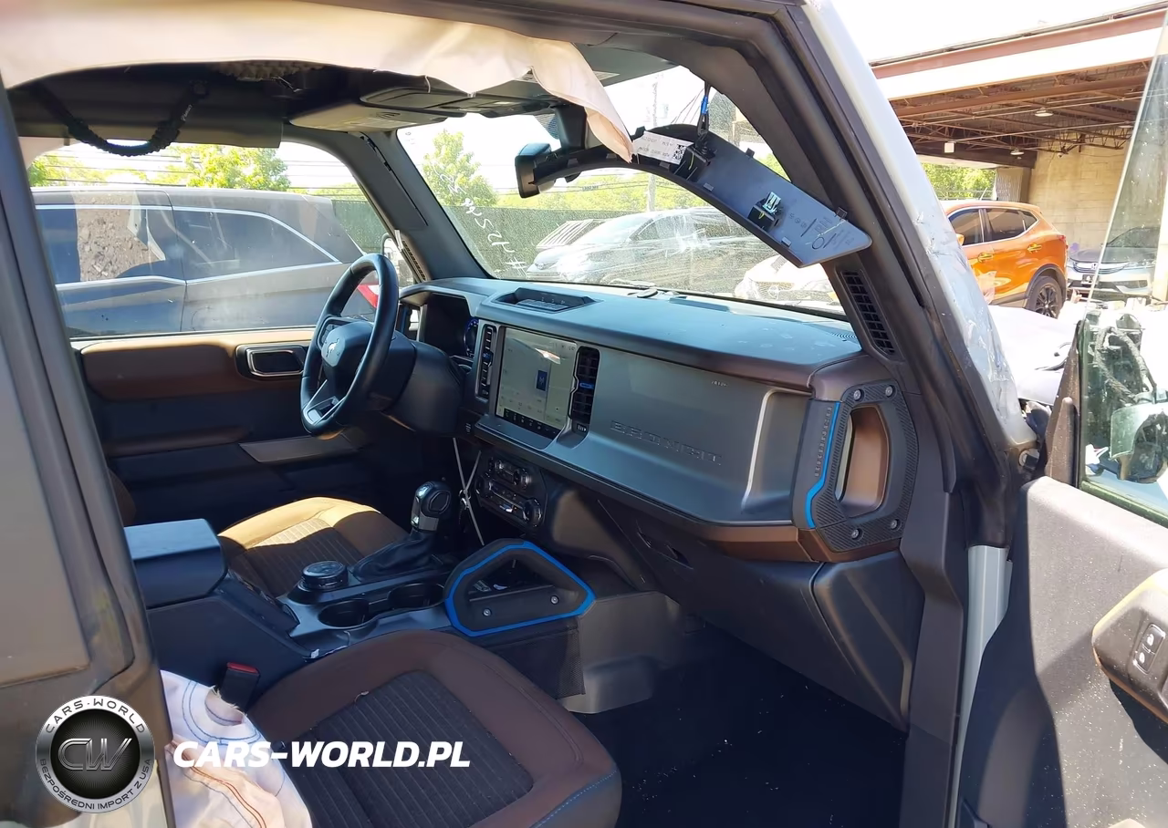 2022 Ford Bronco Outer Banks VIN:1FMDE5DH7NLB88470 - 5