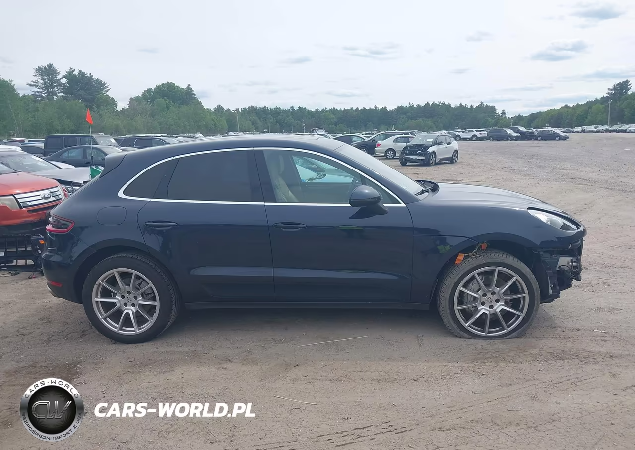 2018 Porsche Macan S VIN:WP1AB2A54JLB32214 - 14