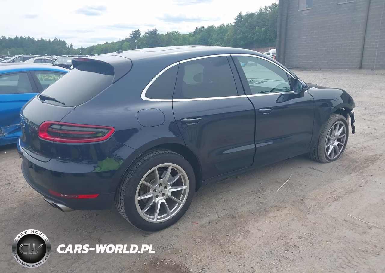 2018 Porsche Macan S VIN:WP1AB2A54JLB32214 - 4