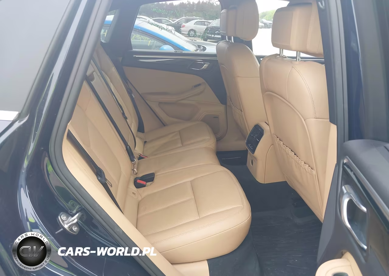 2018 Porsche Macan S VIN:WP1AB2A54JLB32214 - 8