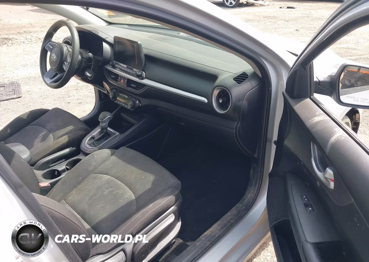 2019 Kia Forte Lxs VIN:3KPF24AD7KE006286 - 5