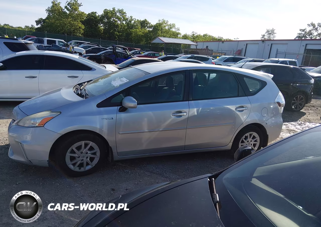 2012 Toyota Prius V Two VIN:JTDZN3EU5C3064771 - 14
