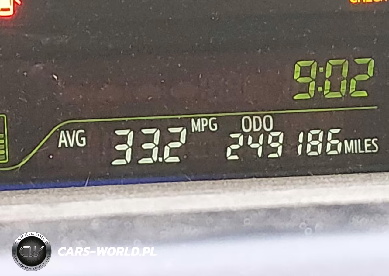 2012 Toyota Prius V Two VIN:JTDZN3EU5C3064771 - 15