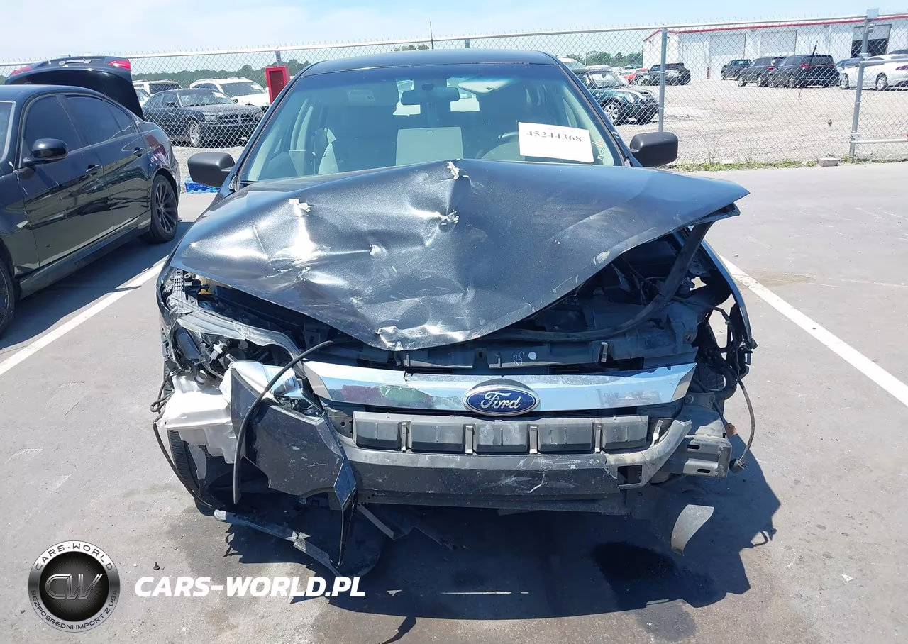 2012 Ford Fusion S VIN:3FAHP0GA4CR445865 - 13
