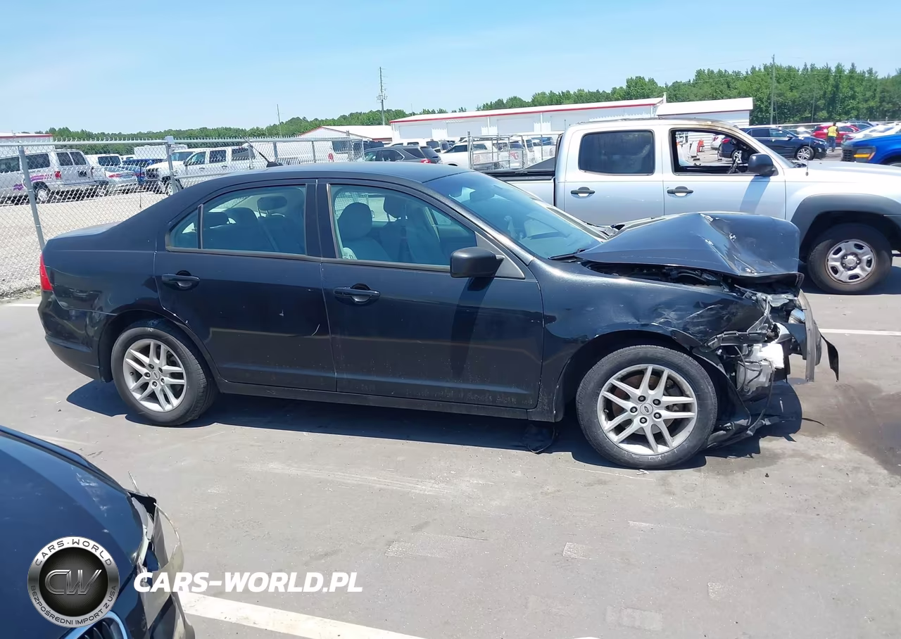 2012 Ford Fusion S VIN:3FAHP0GA4CR445865 - 14
