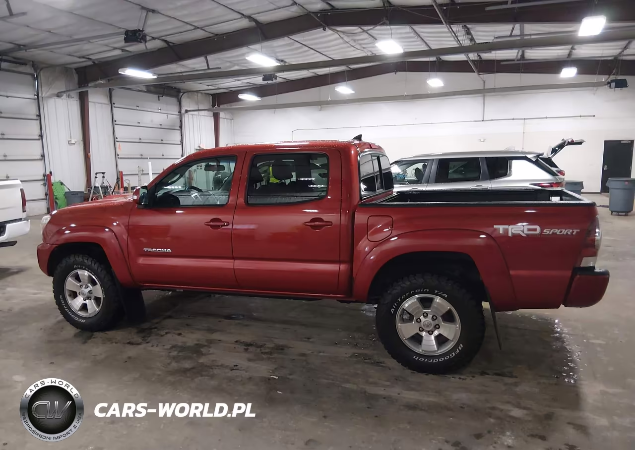 2014 Toyota Tacoma Base V6 VIN:3TMLU4EN6EM142080 - 14