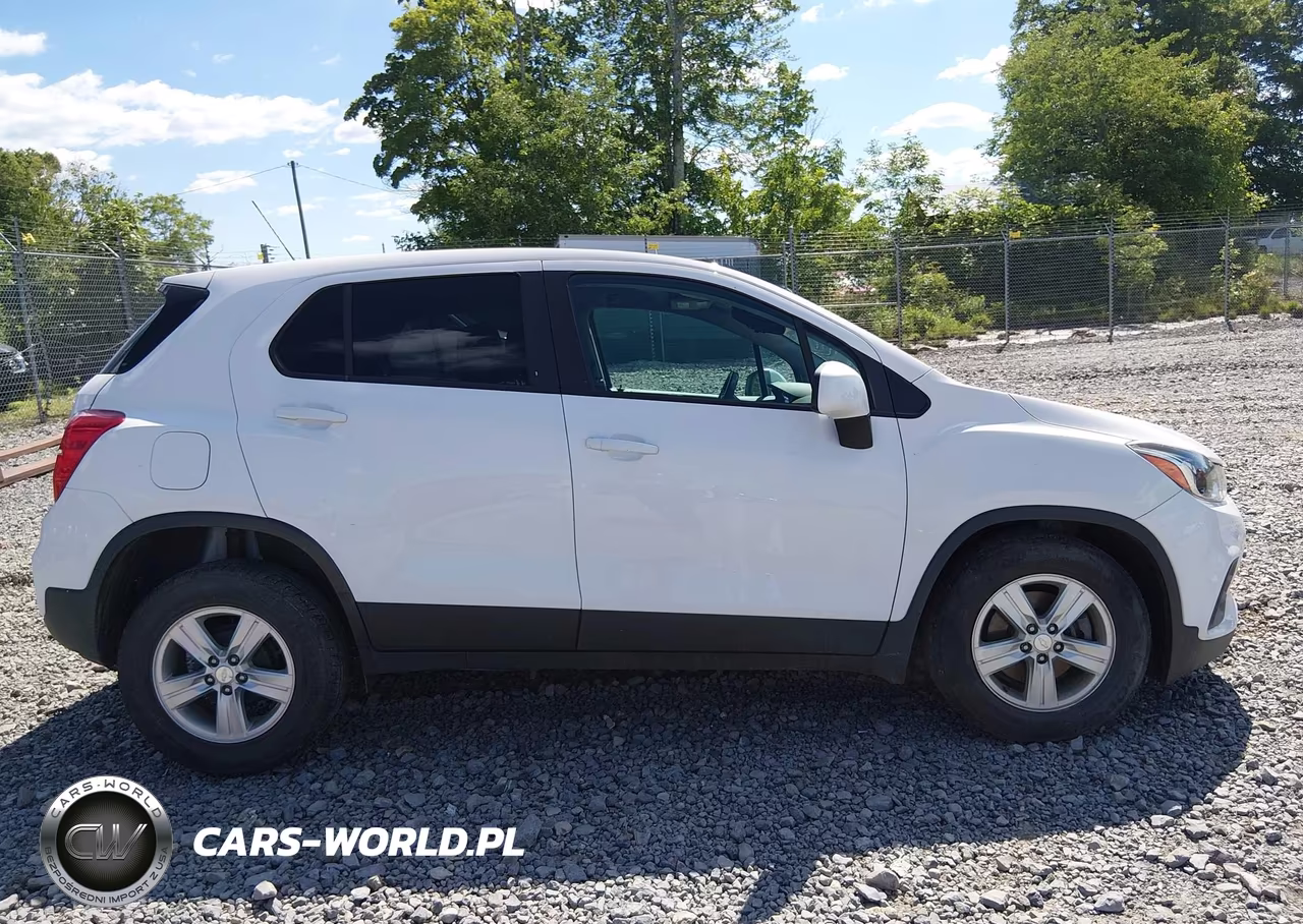 2020 Chevrolet Trax Fwd Ls VIN:3GNCJKSB1LL196775 - 14