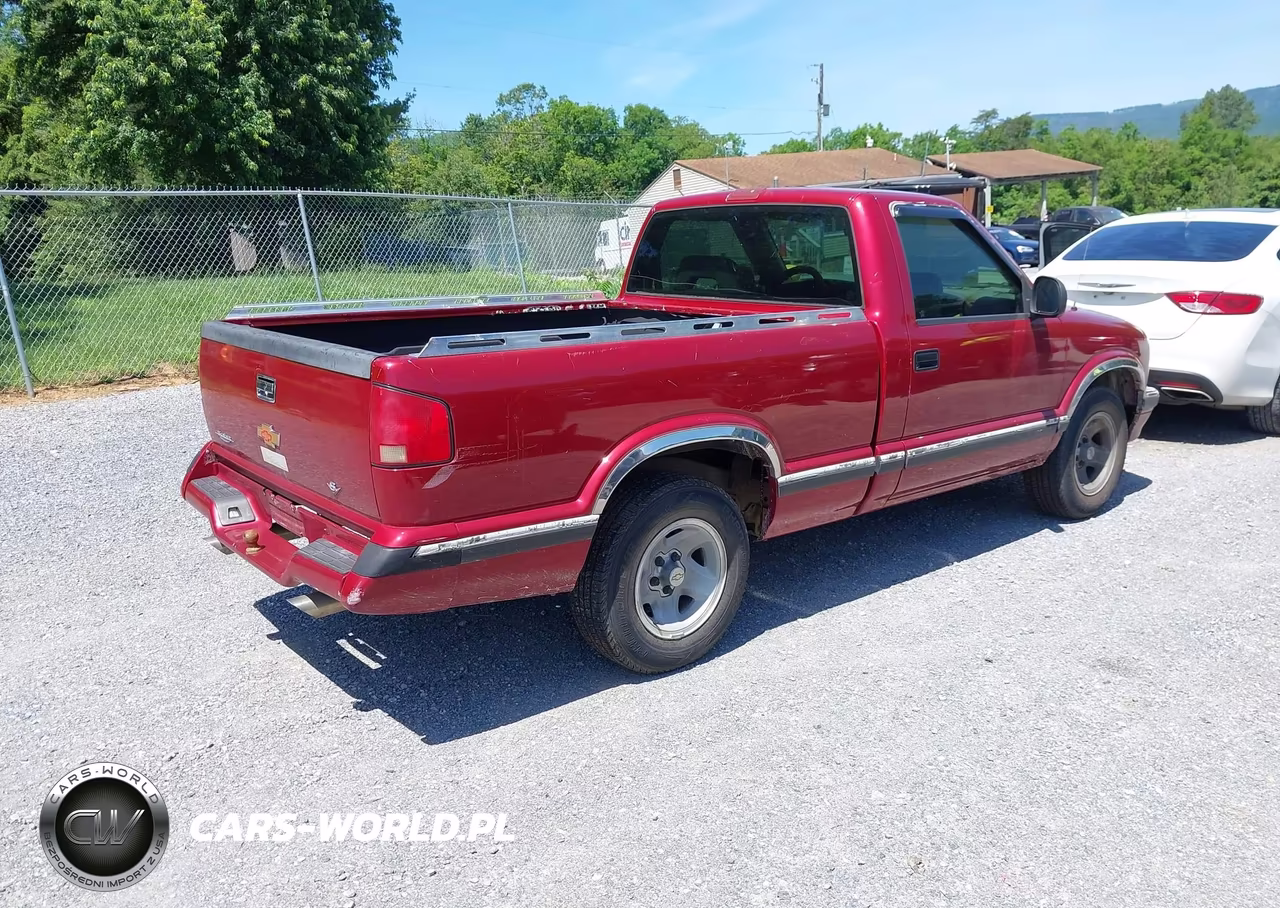 1996 Chevrolet S Truck S10 VIN:1GCCS14X9TK207676 - 4