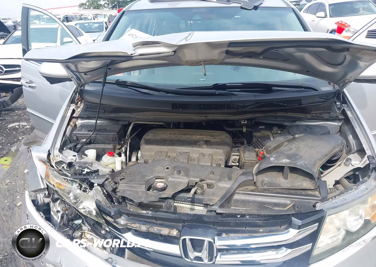 2014 Honda Odyssey Touring-Touring Elite VIN:5FNRL5H9XEB077370 - 10