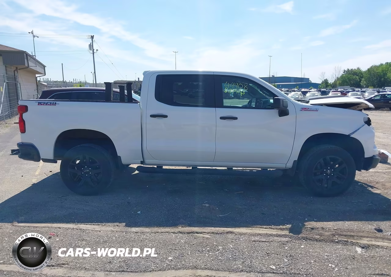 2022 Chevrolet Silverado 1500 Custom Trail Boss VIN:3GCPDCED6NG547812 - 13