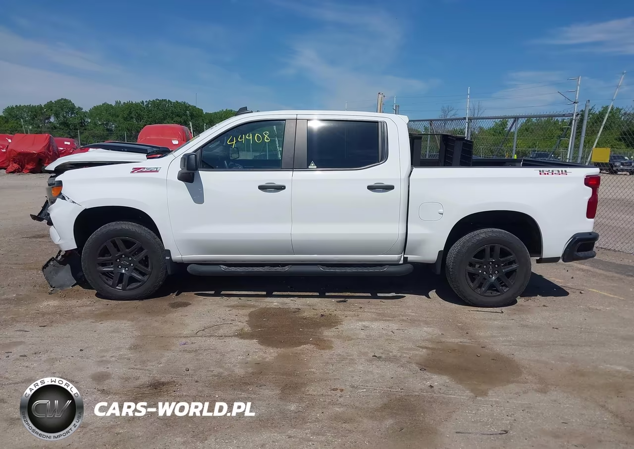 2022 Chevrolet Silverado 1500 Custom Trail Boss VIN:3GCPDCED6NG547812 - 14