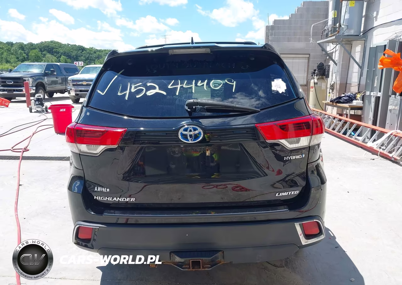 2019 Toyota Highlander Hybrid Limited Platinum VIN:5TDDGRFHXKS066876 - 16