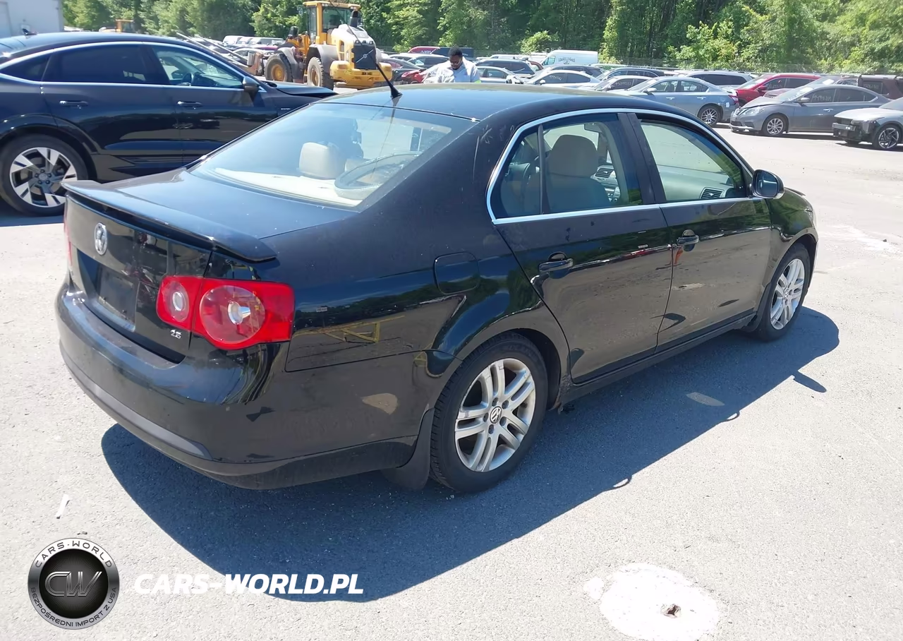 2007 Volkswagen Jetta Wolfsburg Edition VIN:3VWEF71K77M076798 - 4