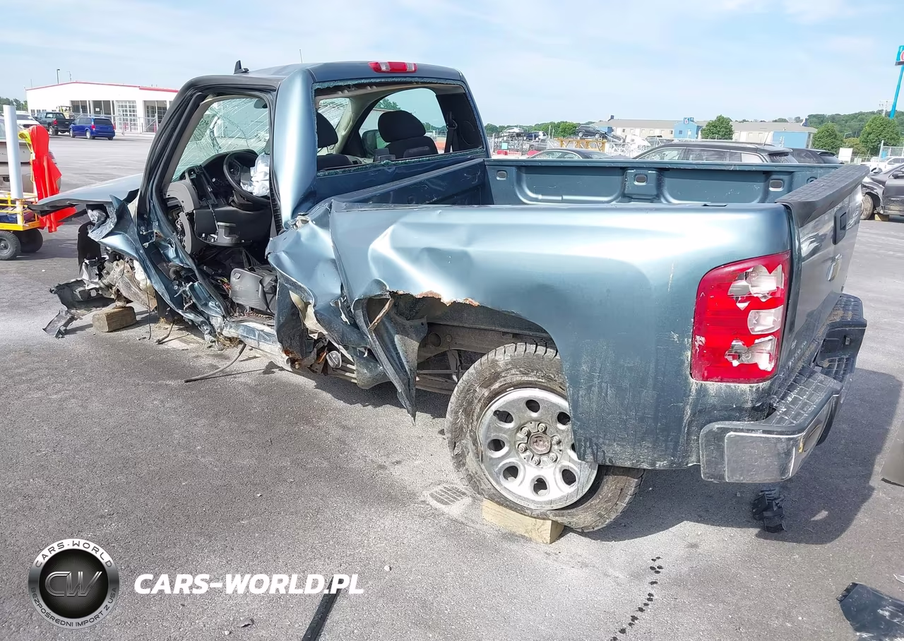 2008 Chevrolet Silverado 1500 Work Truck VIN:1GCEC14XX8Z167418 - 3