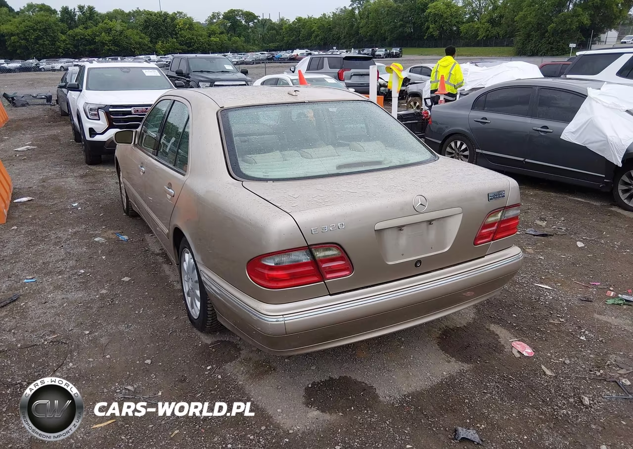 2000 Mercedes-Benz E 320 VIN:WDBJF65J5YB091465 - 3