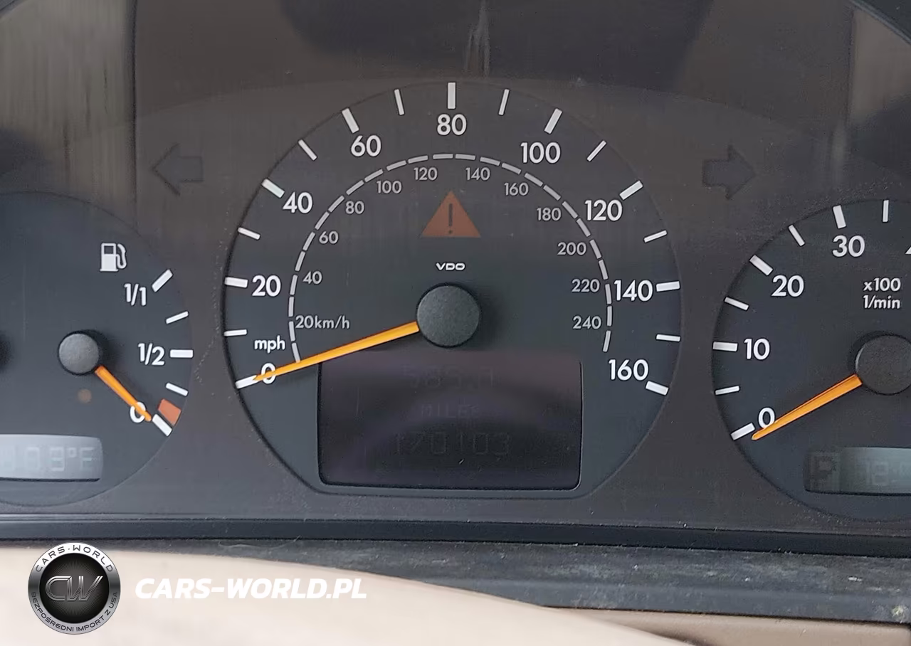 2000 Mercedes-Benz E 320 VIN:WDBJF65J5YB091465 - 7