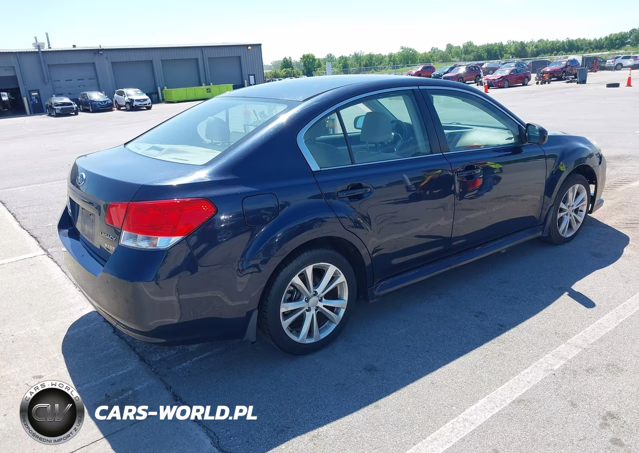 2013 Subaru Legacy 2.5I Premium VIN:4S3BMBC65D3016563 - 4
