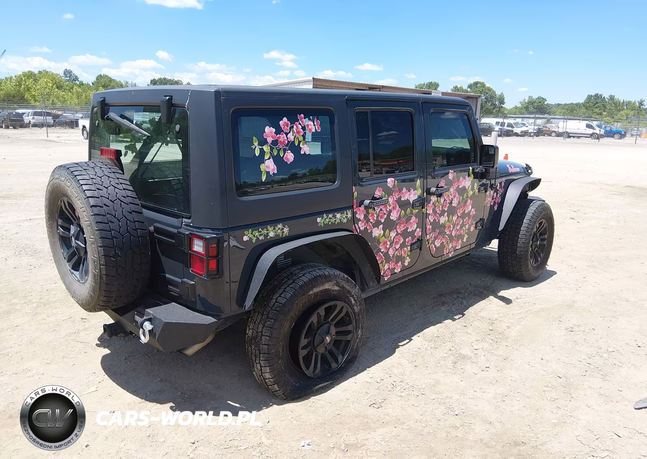 2016 Jeep Wrangler Unlimited Sport VIN:1C4BJWDG7GL221605 - 4